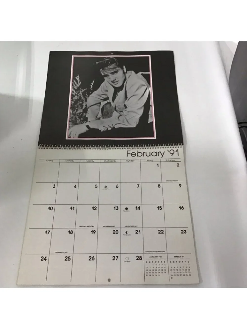 Vintage 1991 Cleo Elvis Presley Calendar